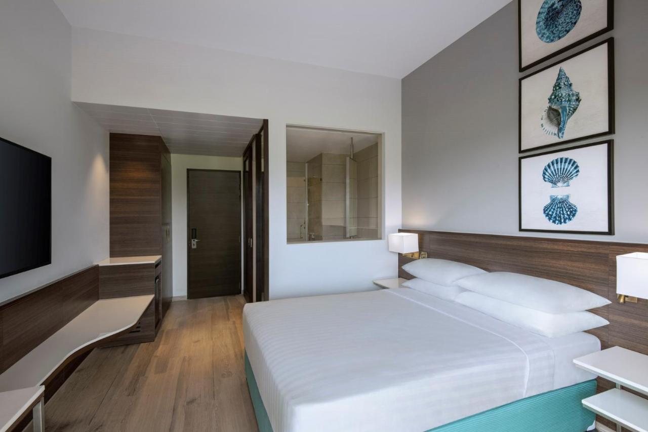 Fairfield By Marriott Goa Benaulim Hotel ภายนอก รูปภาพ