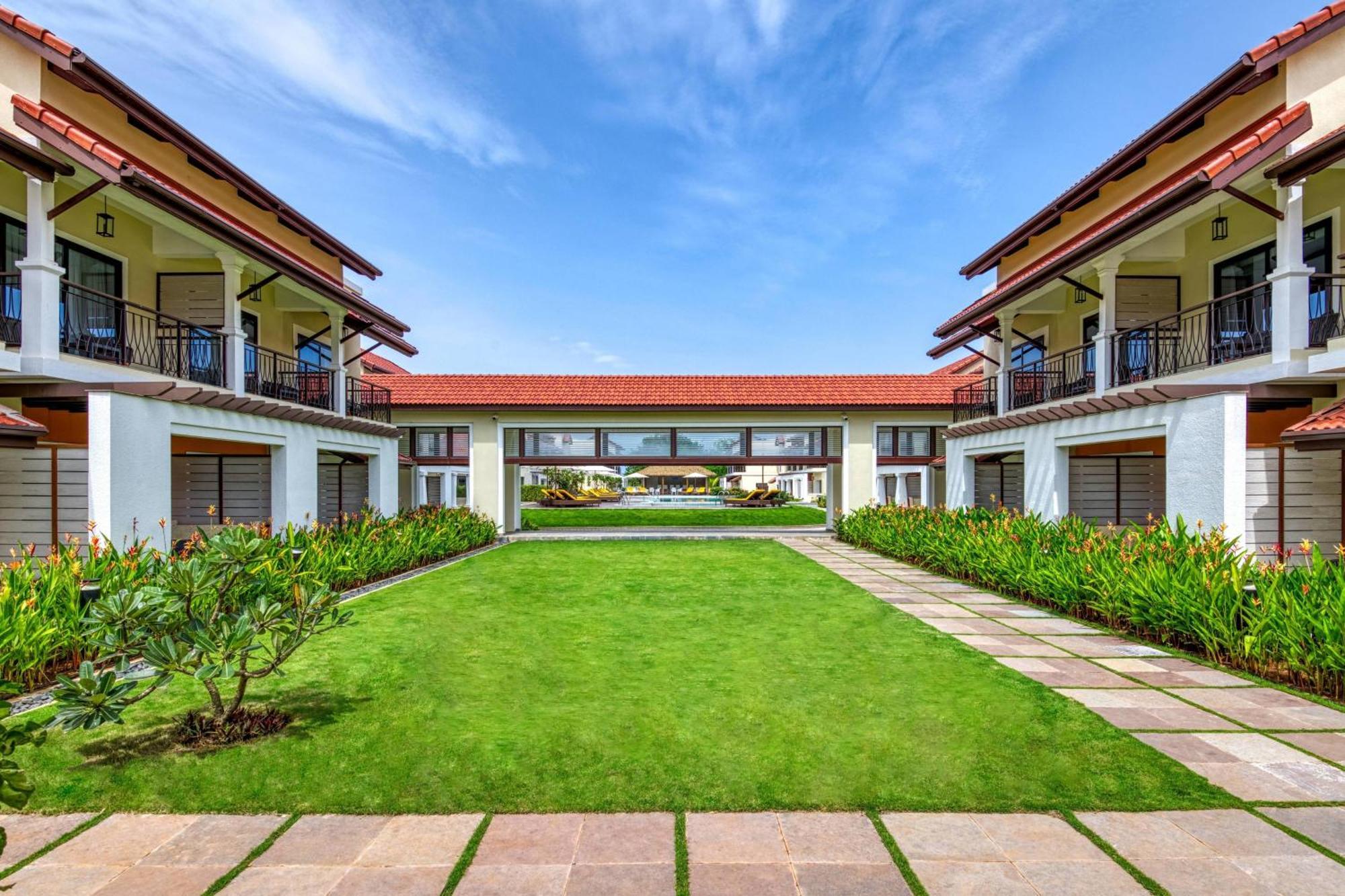 Fairfield By Marriott Goa Benaulim Hotel ภายนอก รูปภาพ