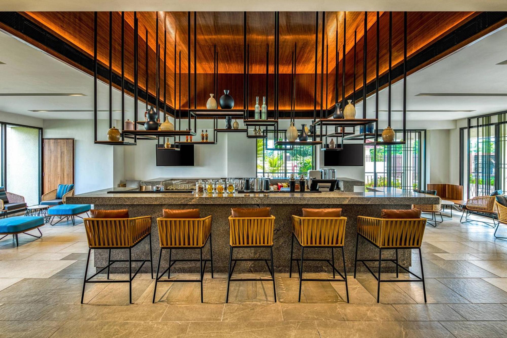 Fairfield By Marriott Goa Benaulim Hotel ภายนอก รูปภาพ