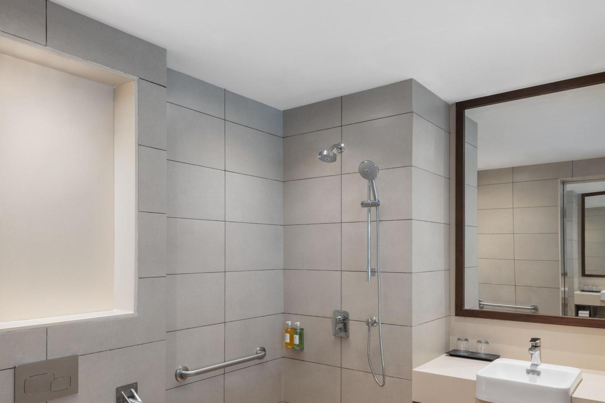 Fairfield By Marriott Goa Benaulim Hotel ภายนอก รูปภาพ
