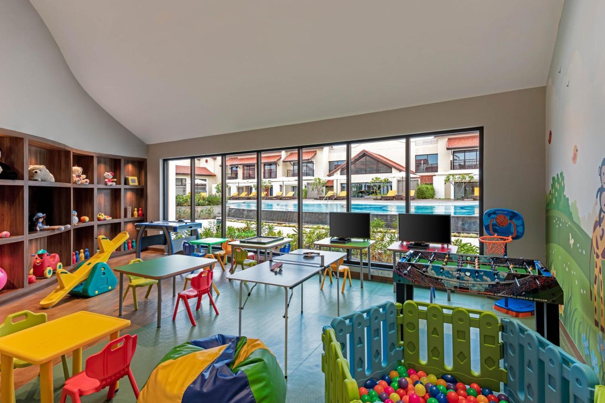 Fairfield By Marriott Goa Benaulim Hotel ภายนอก รูปภาพ